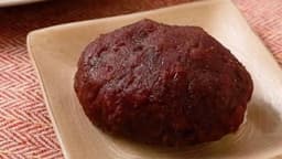 おはぎとぼたもちの違いとは？由来やあんこの種類、作り方について解説！ | クラシル