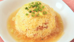 「チャーハン、この手があった！」1品で満足できる簡単レシピ5選 | クラシル