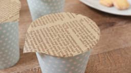 「え、これお店じゃないの？」そのまま渡せる！蓋つき紙コップの“クッキーラッピング” | クラシル