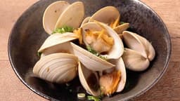 ホンビノス貝の特徴とは？はまぐりとの違いやおいしい食べ方を解説！ | クラシル