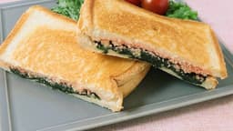 「まだ増やせるの?!」「これ入れていいんだ!」朝ごはんやランチに!“最高サンドイッチ”レシピ5選 | クラシル